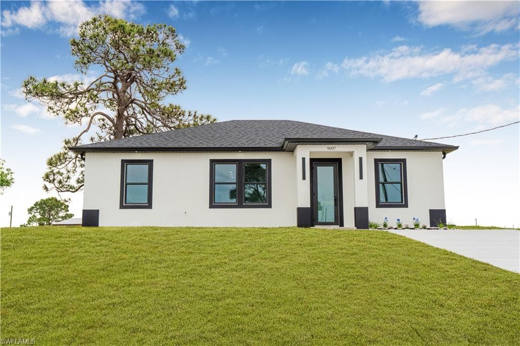9007 E CROW CIR LABELLE, FL 33935