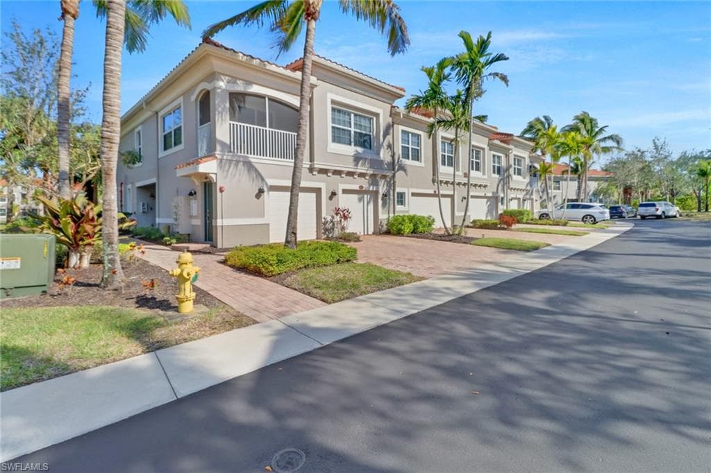 8521 Violeta ST 101 ESTERO, FL 34135