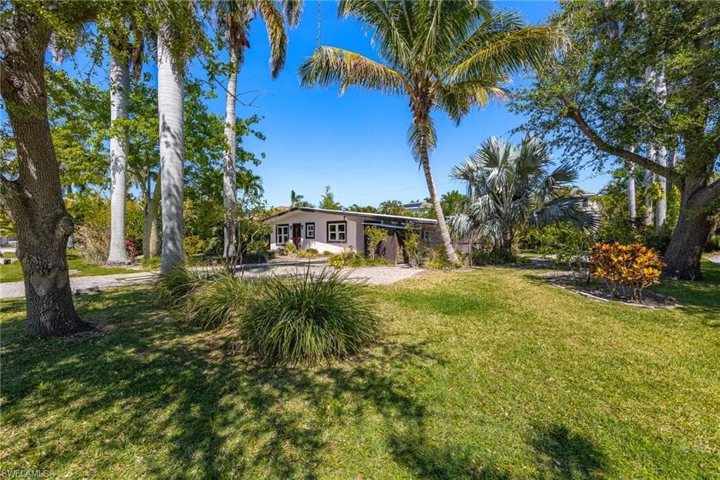 1317 Caloosa Vista RD FORT MYERS, FL 33901