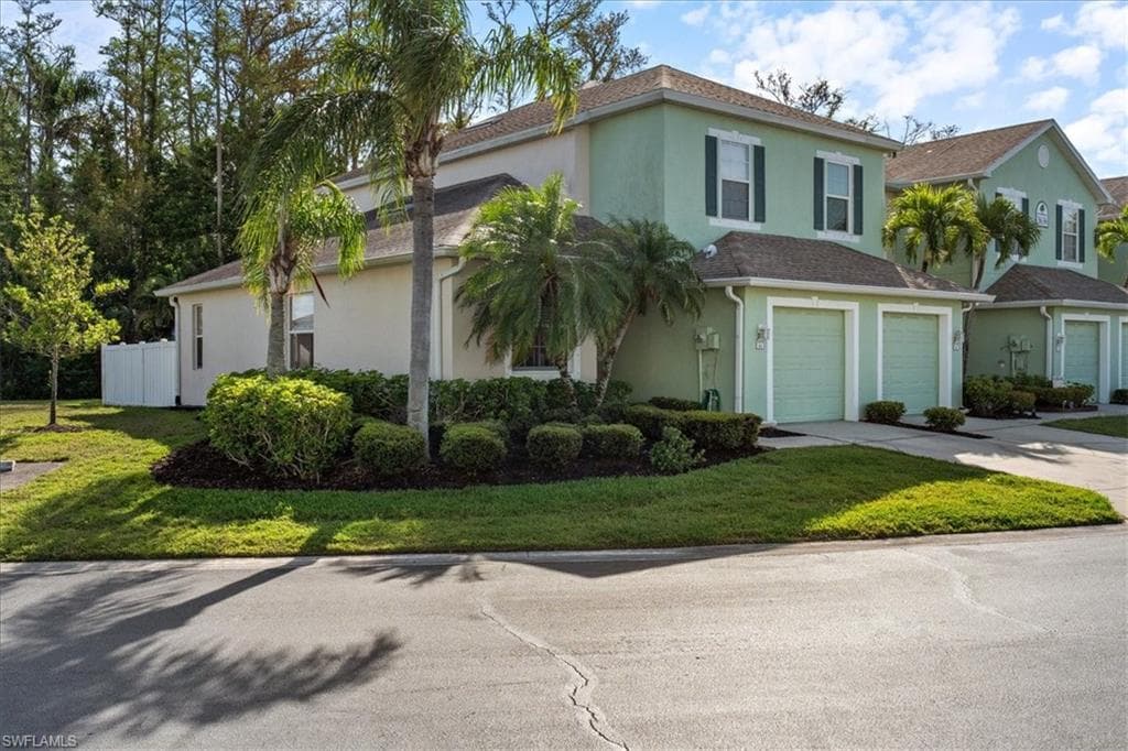 3636 Pine Oak CIR 101 FORT MYERS, FL 33916