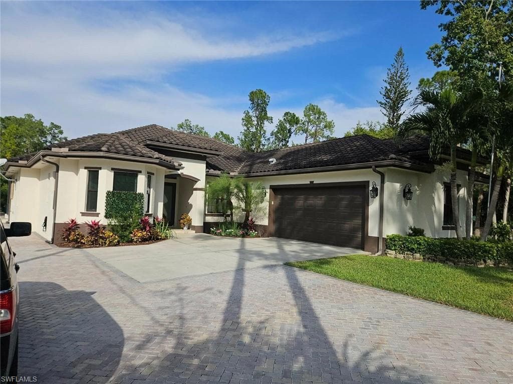 3393 21st AVE SW NAPLES, FL 34117