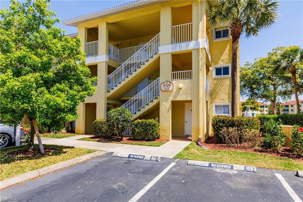 8304 Key Royal CIR 1721 NAPLES, FL 34119