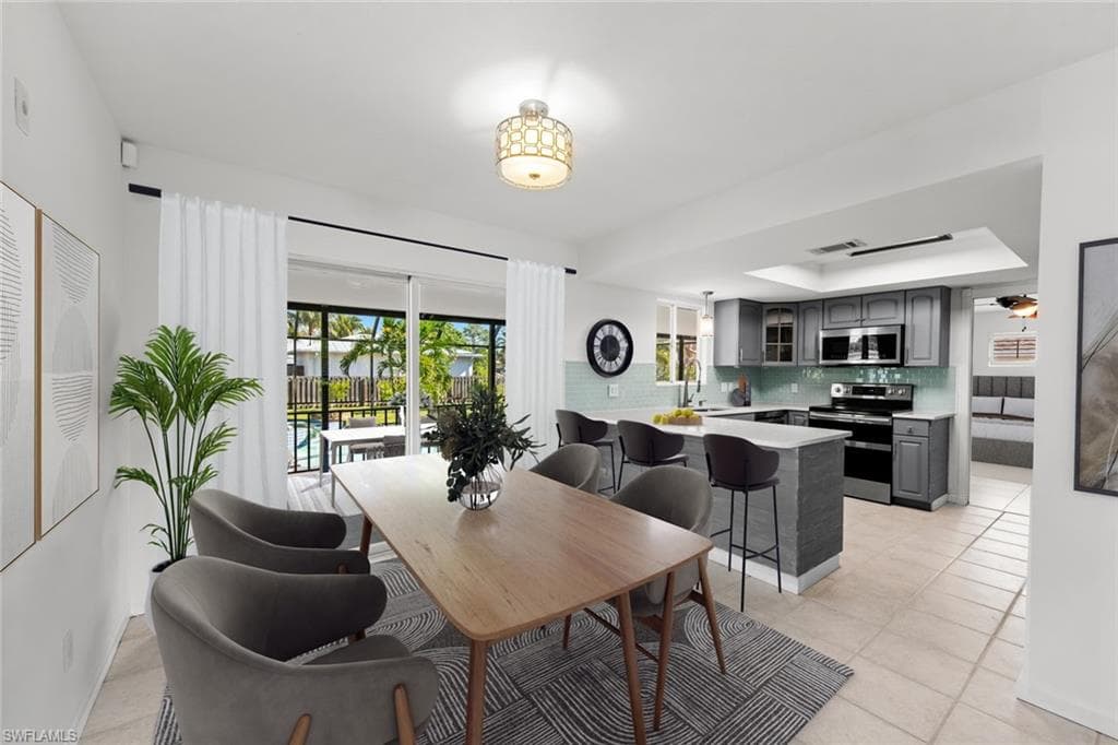 5275 Maple LN NAPLES, FL 34113
