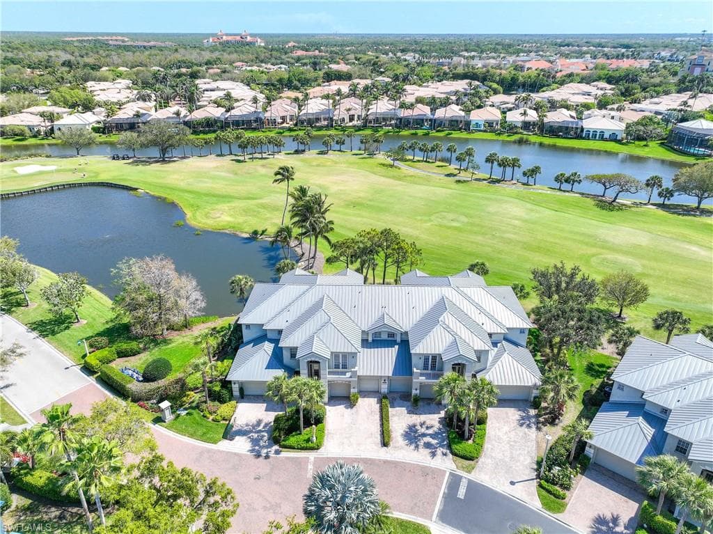 9069 Whimbrel Watch LN 102 NAPLES, FL 34109