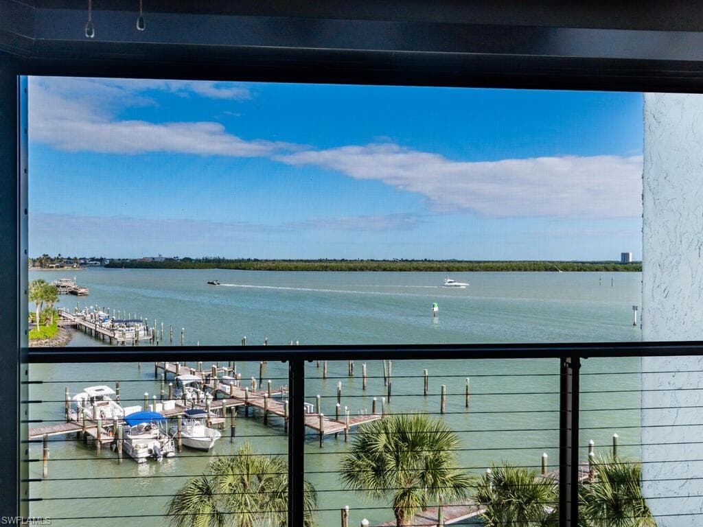 1085 Bald Eagle DR B503 MARCO ISLAND, FL 34145