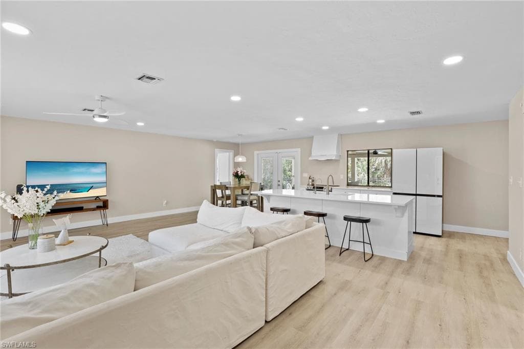 3221 68th ST SW NAPLES, FL 34105