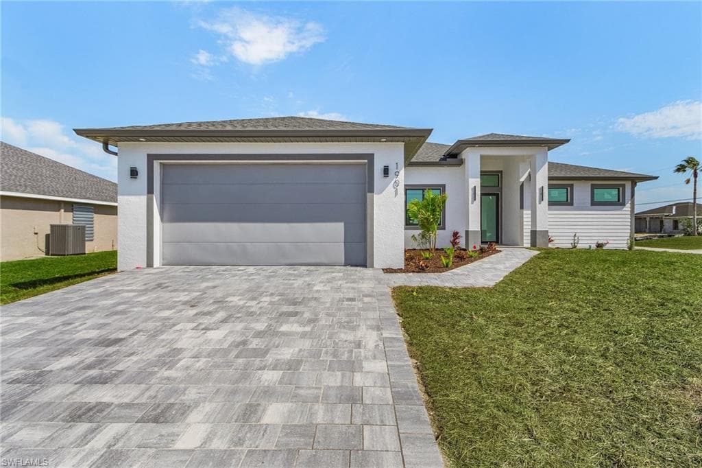 1901 NW 1st ST CAPE CORAL, FL 33993