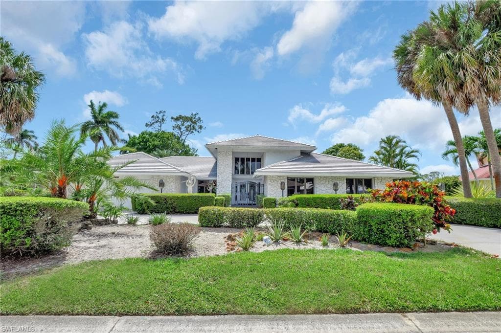 101 Palmetto Dunes CIR NAPLES, FL 34113