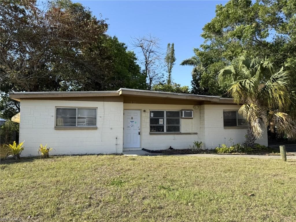 1308 Brookhill DR FORT MYERS, FL 33916