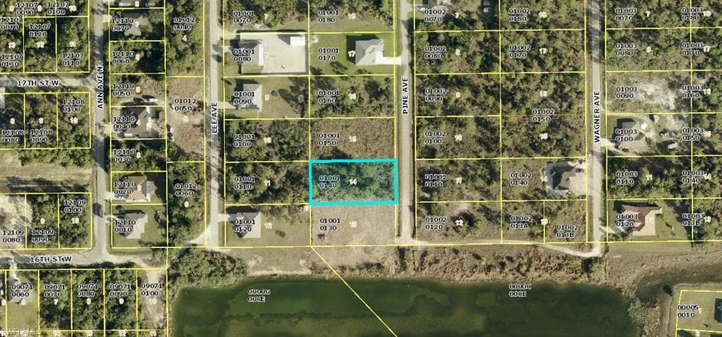 803 Pine AVE LEHIGH ACRES, FL 33972