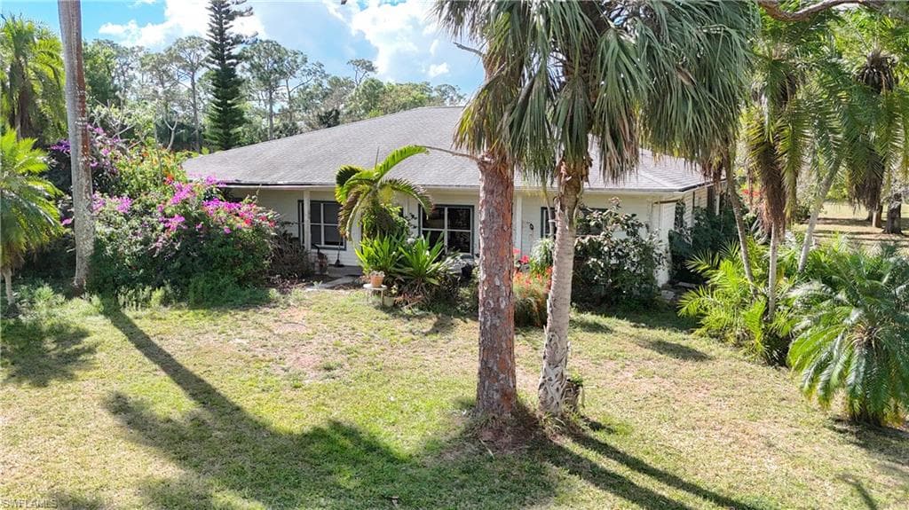 7820 Rich RD NORTH FORT MYERS, FL 33917