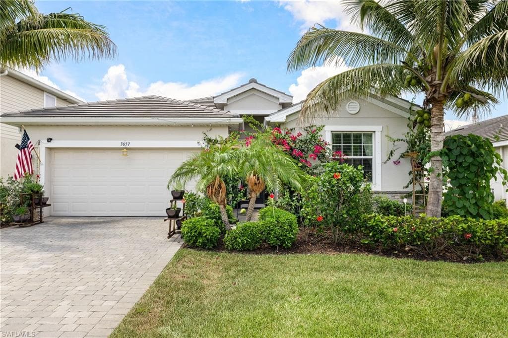 3657 Crimson LN FORT MYERS, FL 33916