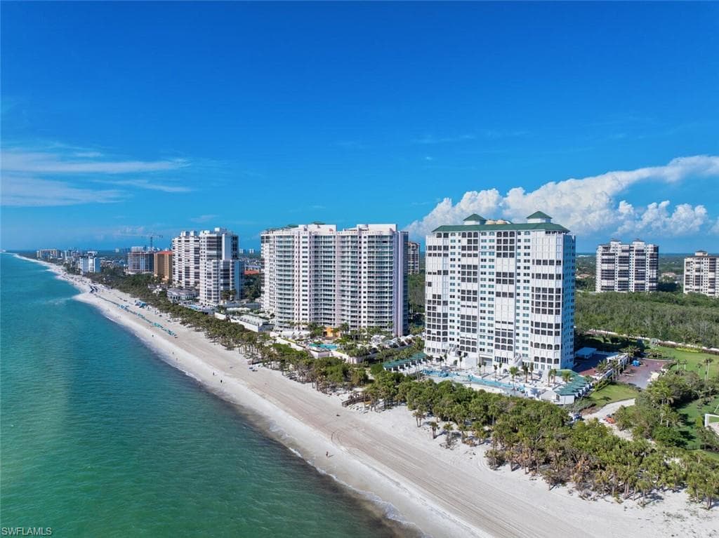 8171 Bay Colony DR 1902 NAPLES, FL 34108