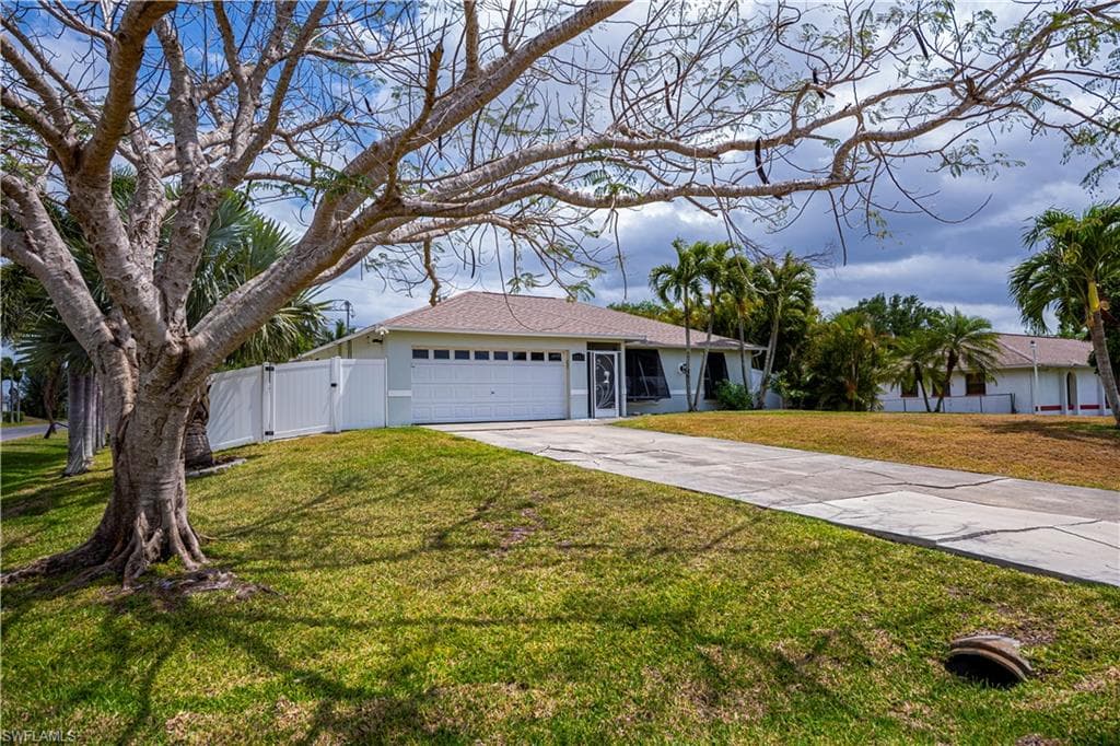 2113 NE 13th AVE CAPE CORAL, FL 33909