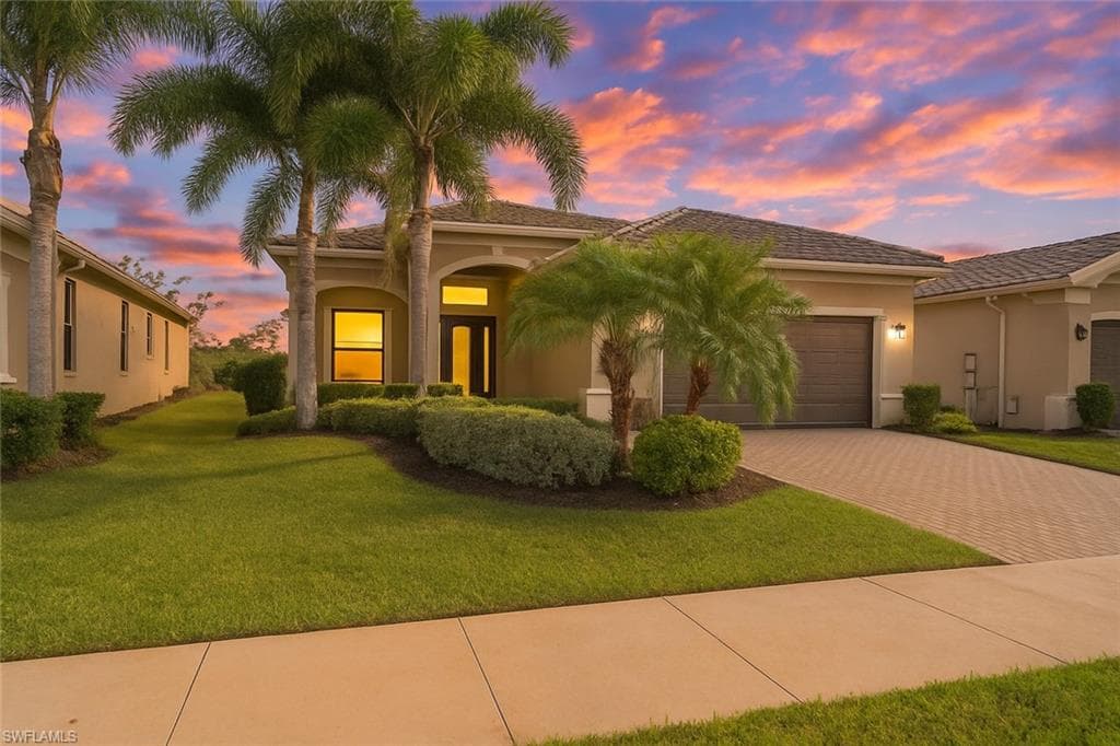 2820 Cinnamon Bay CIR NAPLES, FL 34119