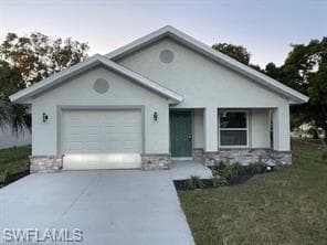 2237 Henderson AVE FORT MYERS, FL 33916