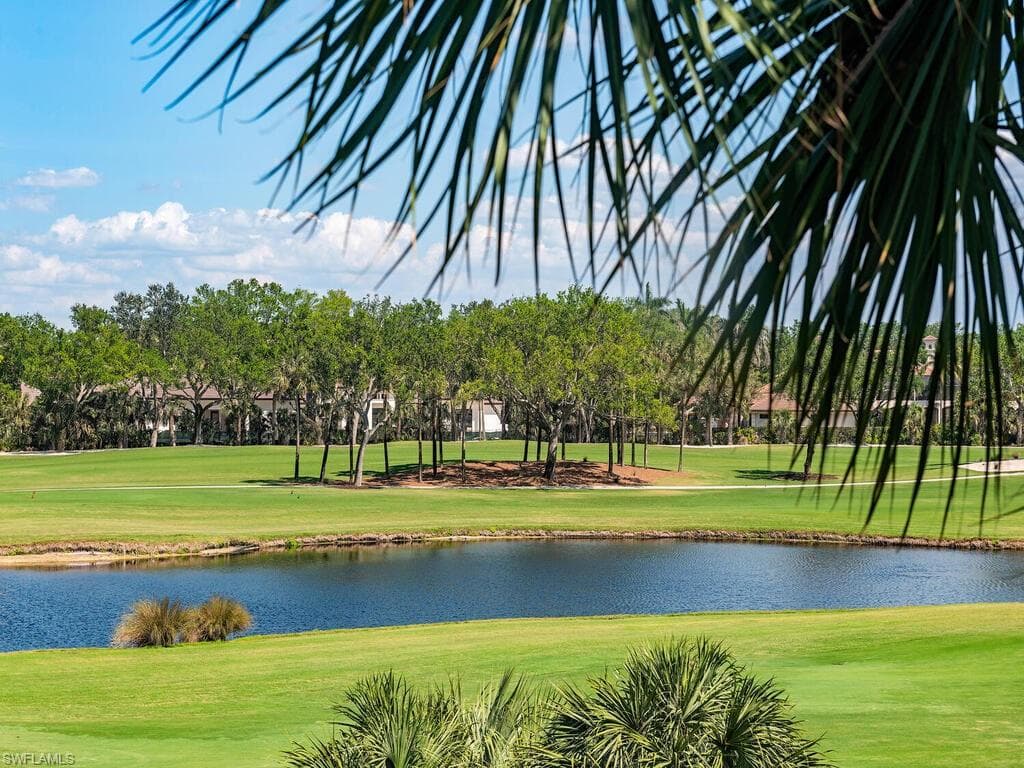 7032 Pelican Bay BLVD E301 NAPLES, FL 34108