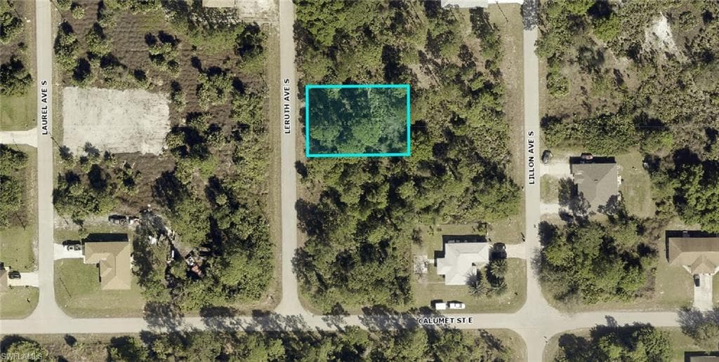 321 Leruth AVE LEHIGH ACRES, FL 33974