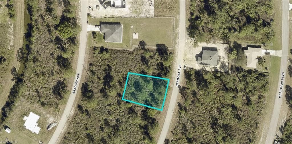 316 Hermosa AVE LEHIGH ACRES, FL 33974