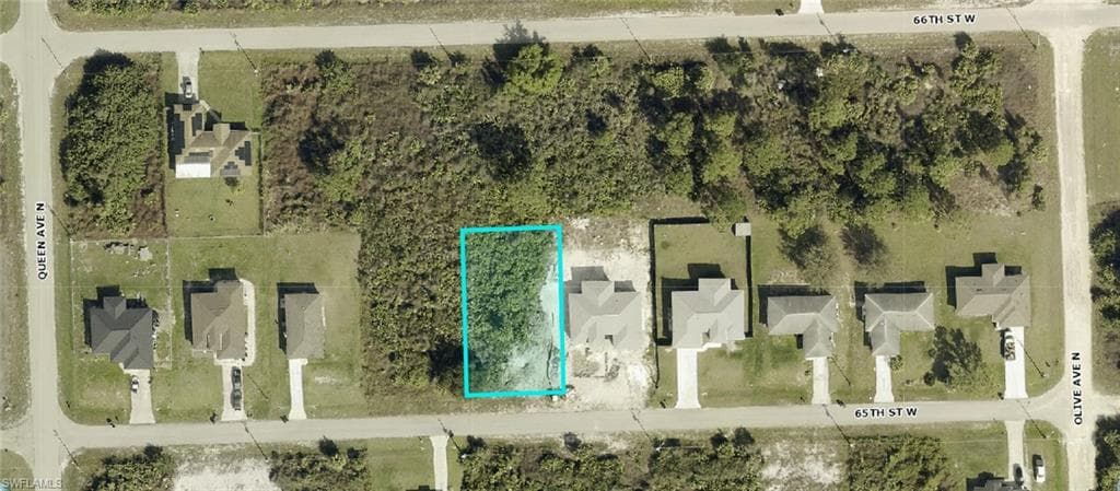 3210 65th ST W LEHIGH ACRES, FL 33971