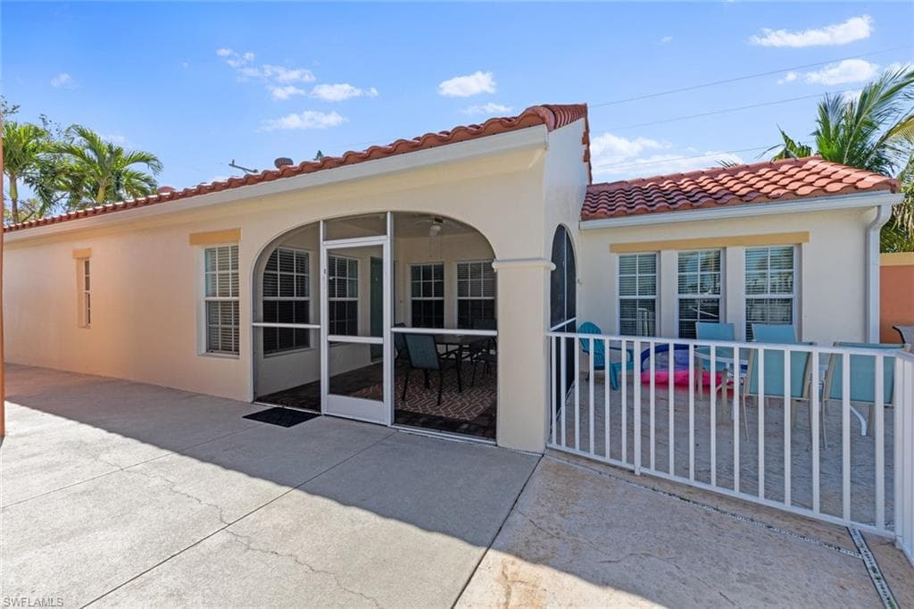 4546 SE 6th PL E CAPE CORAL, FL 33904