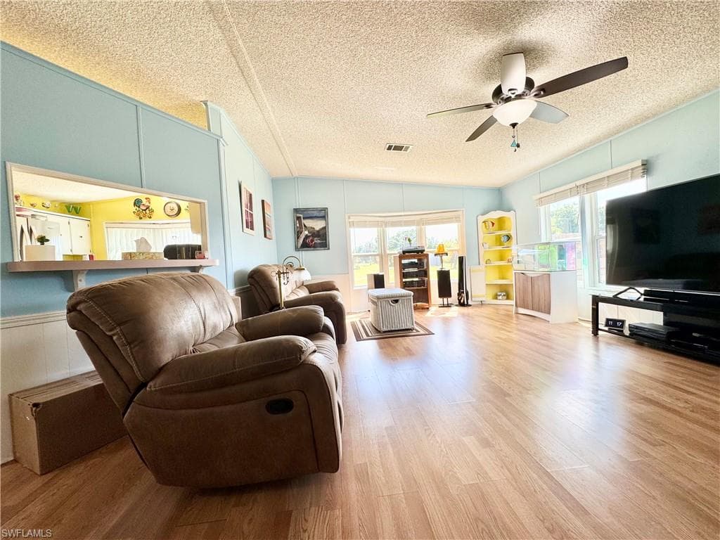 4051 Indiana DR PUNTA GORDA, FL 33982