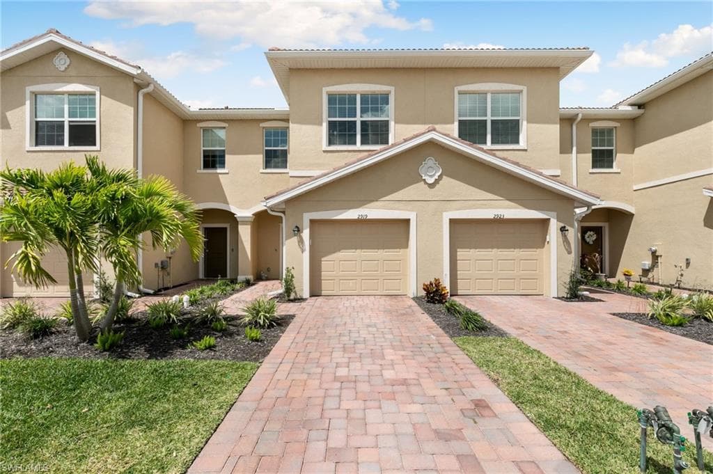 2919 Citrus ST NAPLES, FL 34120