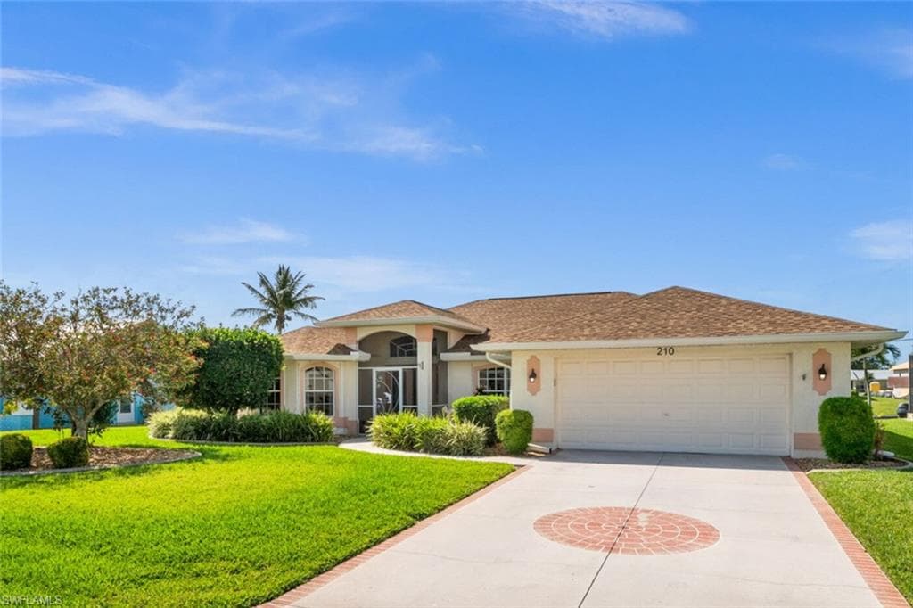 210 SW 37th TER CAPE CORAL, FL 33914
