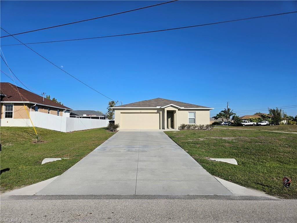 901 NW 15th PL CAPE CORAL, FL 33993