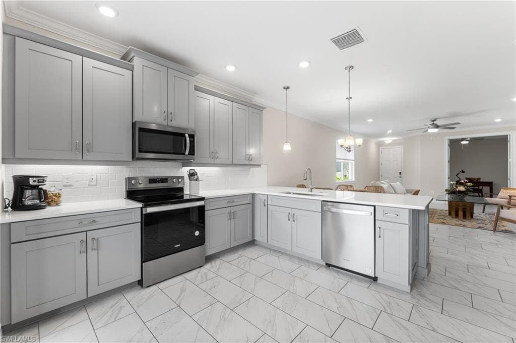 28295 Captiva Shell LOOP BONITA SPRINGS, FL 34135