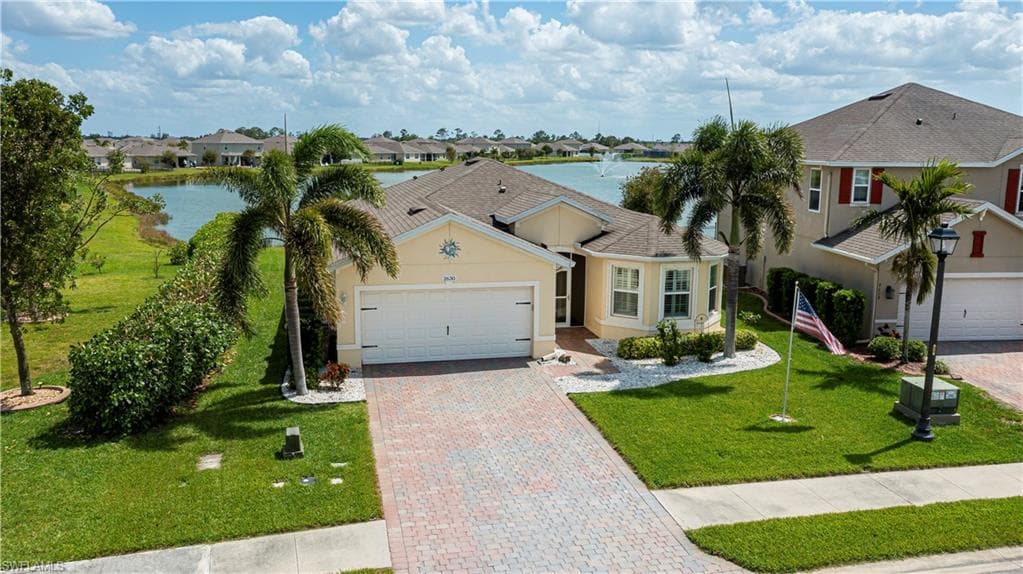 2630 Manzilla LN CAPE CORAL, FL 33909