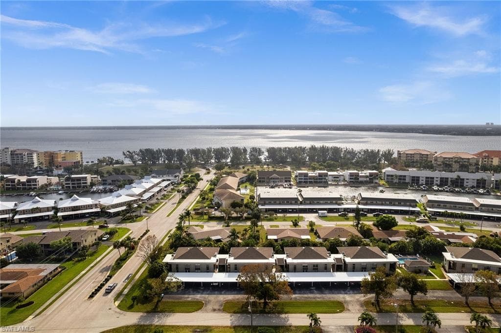 4213 SE 19th AVE 205 CAPE CORAL, FL 33904