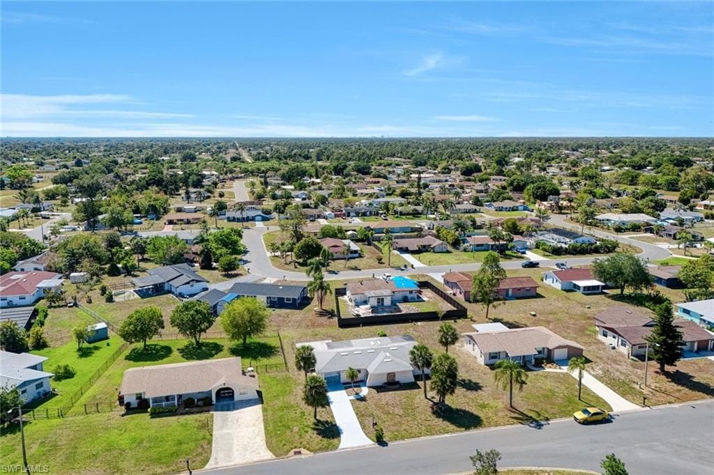 1423 Alwynne DR LEHIGH ACRES, FL 33936