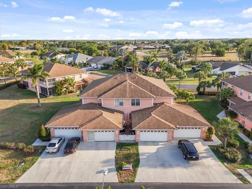 20012 Lake Vista CIR N 8B LEHIGH ACRES, FL 33936