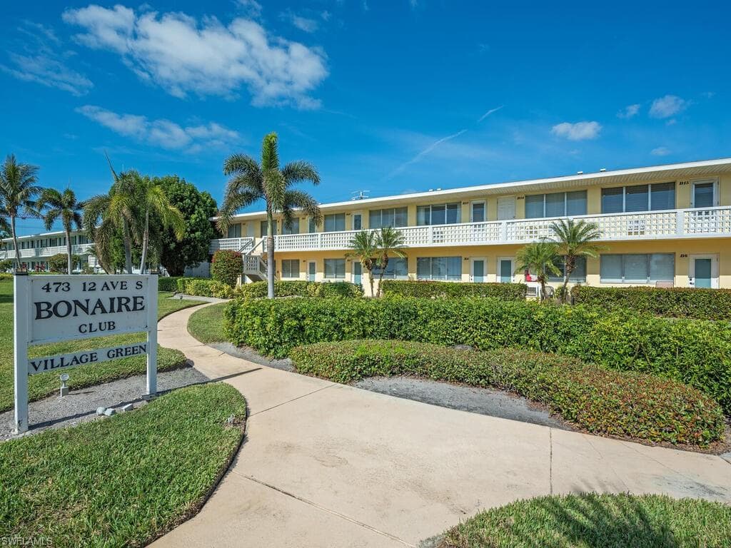 473 12th AVE S B13 NAPLES, FL 34102