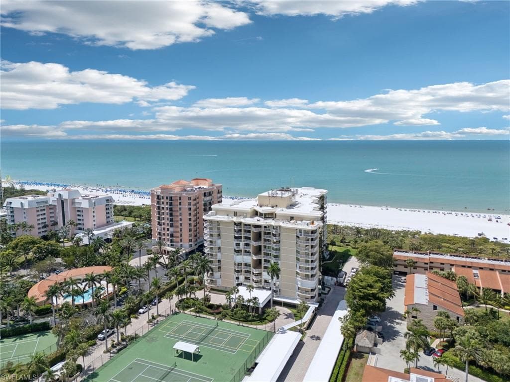 520 Collier BLVD 404 MARCO ISLAND, FL 34145