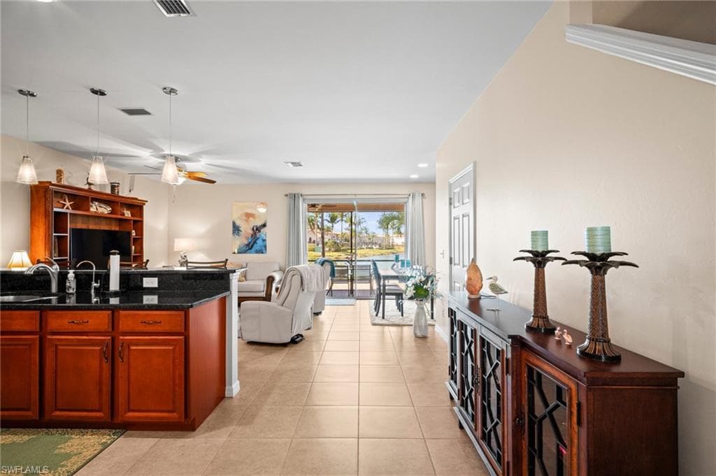 3821 Clearbrook LN FORT MYERS, FL 33966