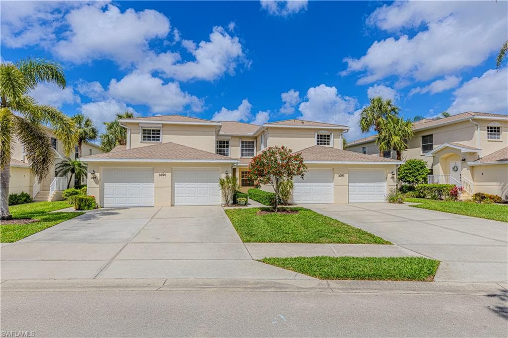 3390 Crown Pointe BLVD 101 NAPLES, FL 34112