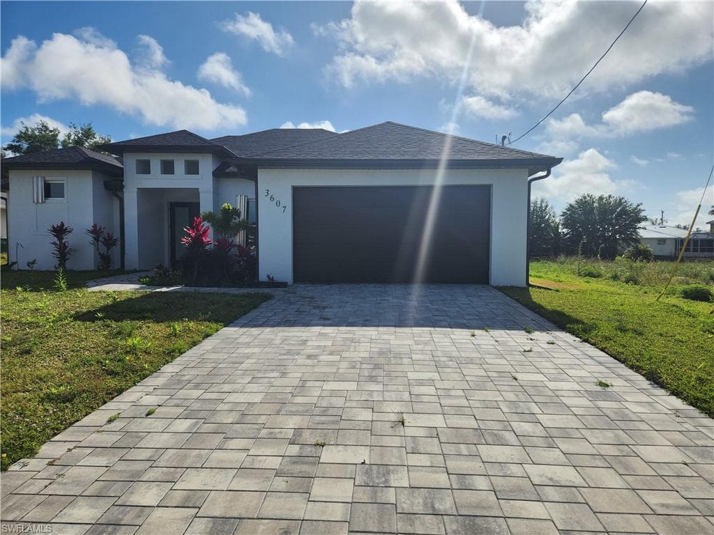 3607 SW 8th CT CAPE CORAL, FL 33914