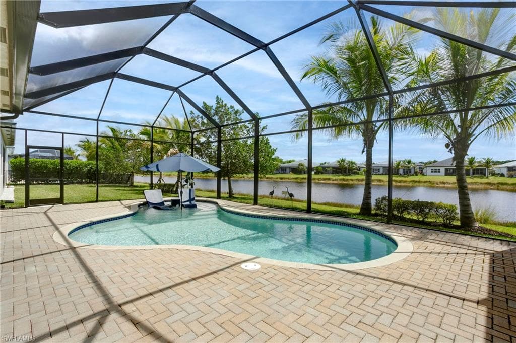11523 Jacaranda DR NAPLES, FL 34120