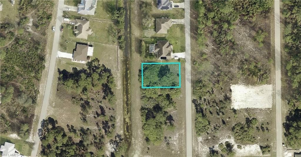 526 Beach AVE S LEHIGH ACRES, FL 33974