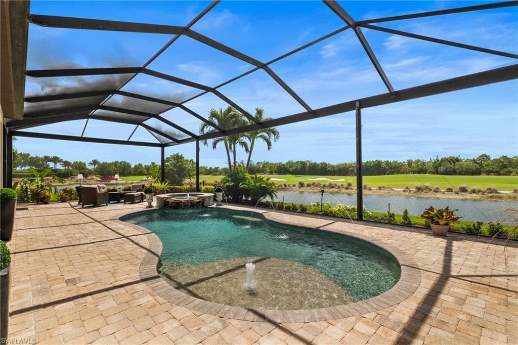 8625 Amour CT NAPLES, FL 34119