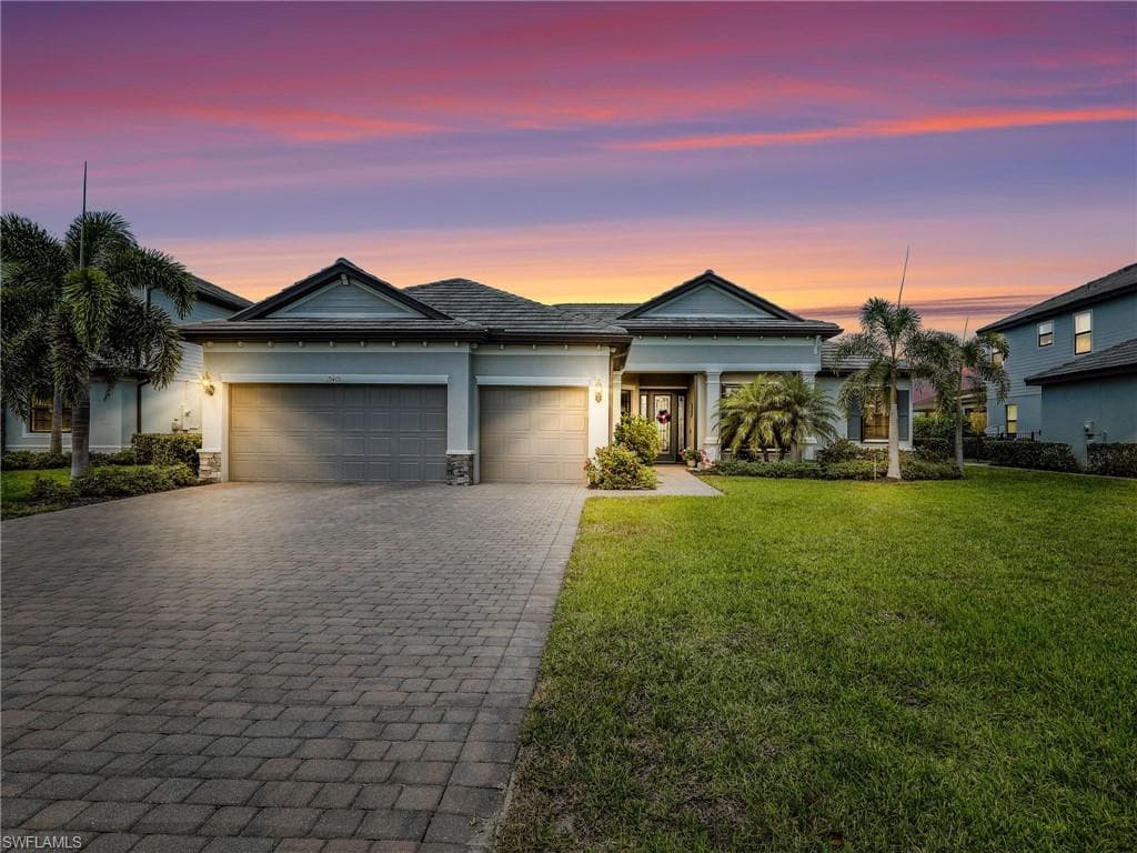 19469 The Place BLVD ESTERO, FL 33928
