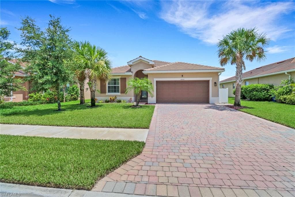 16052 Palmetto Prairie DR ALVA, FL 33920