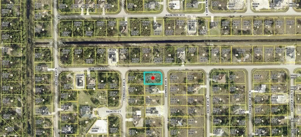 758 Downer AVE S LEHIGH ACRES, FL 33974