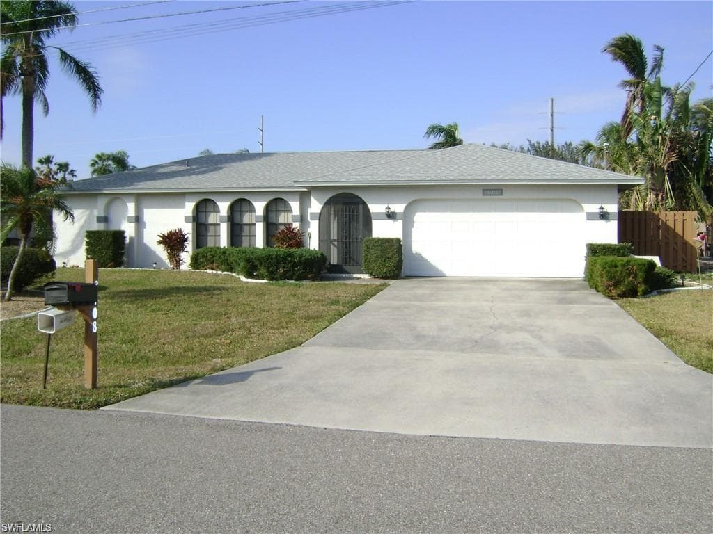 3708 SE 16th PL CAPE CORAL, FL 33904