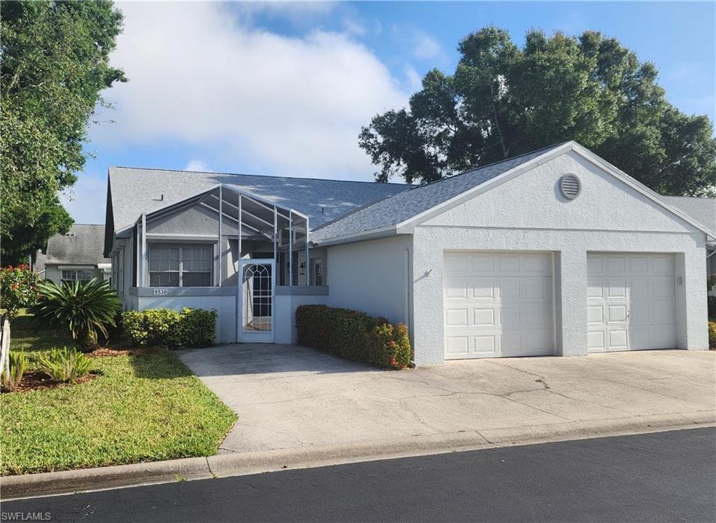 9530 Royal DR FORT MYERS, FL 33905