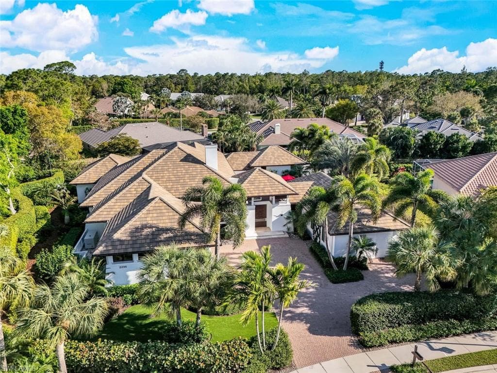 2296 HAWKSRIDGE LOOP NAPLES, FL 34105