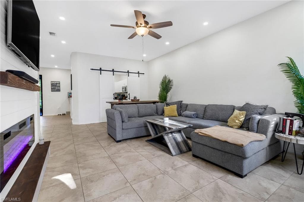 14909 Summit Place CIR 31 NAPLES, FL 34119