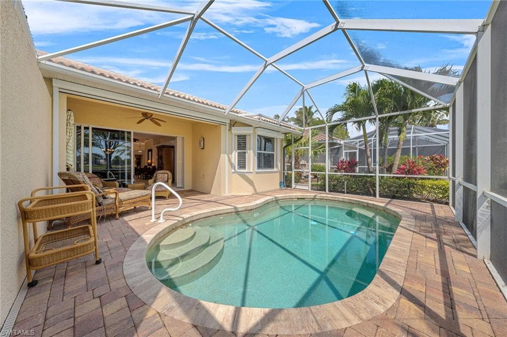 6683 Castlelawn PL NAPLES, FL 34113
